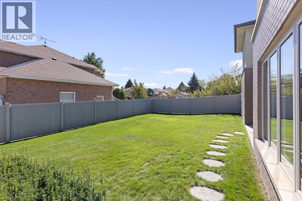 192 ELLISON AVENUE - 42