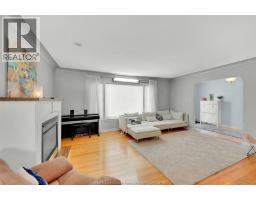 4340 Mount Royal Drive, Windsor, ON N9G2C4 Photo 17