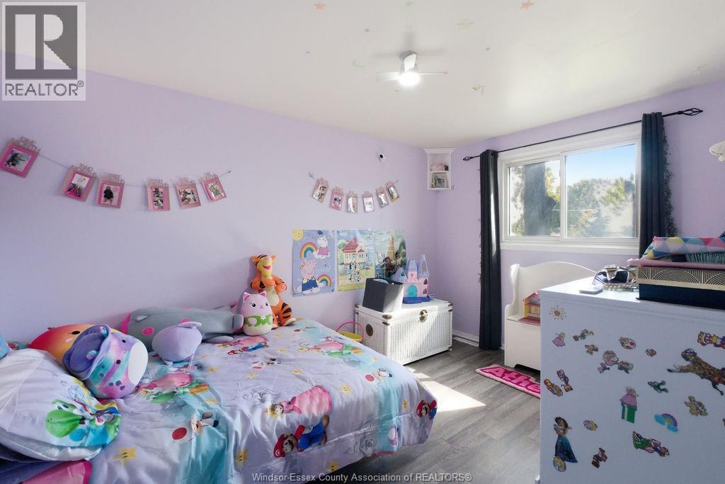 5557 CORONATION AVENUE - 15