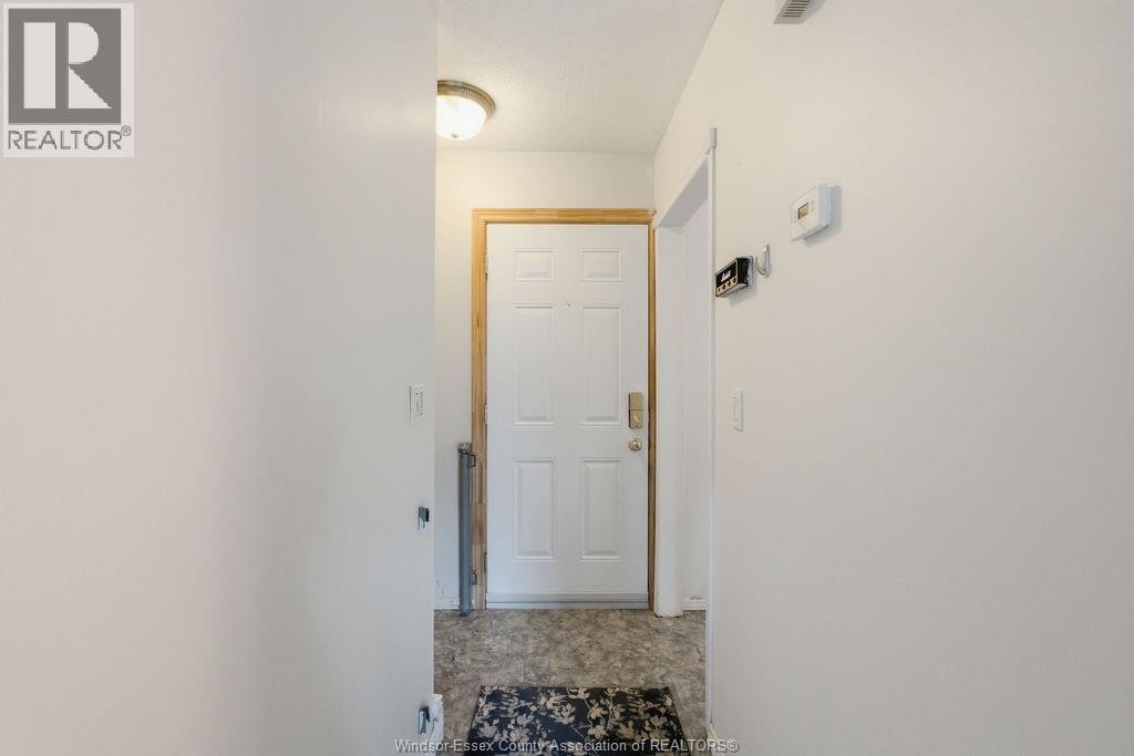 5557 CORONATION AVENUE - Image 5