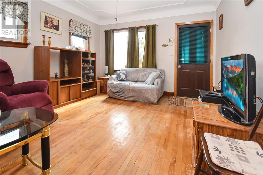 426 Elm Street — photo 11