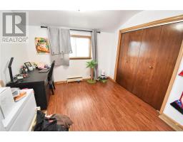 Foyer - 426 Elm Street, Sudbury, ON P3C1W2 Photo 6