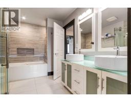 1619 16 Avenue SW - photo 35