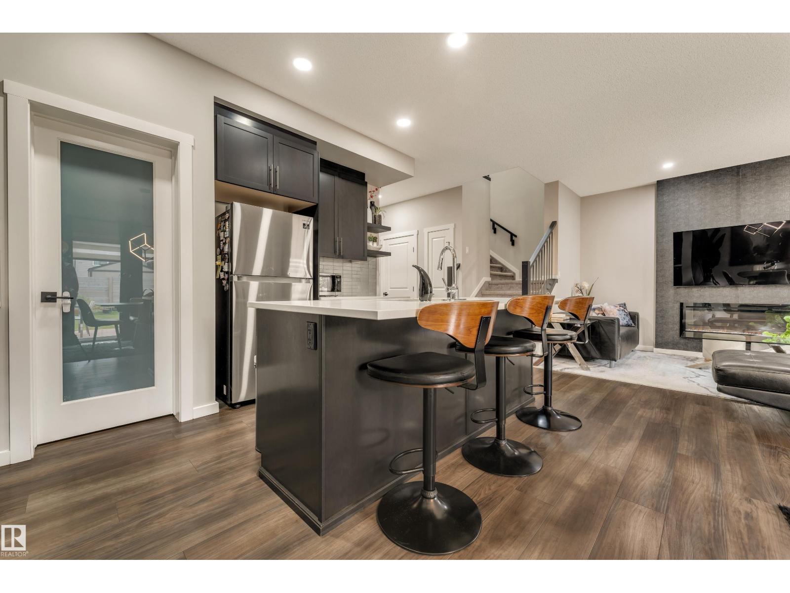 4107 5 Avenue SW, Charlesworth — photo 17 of 30: Property photo
