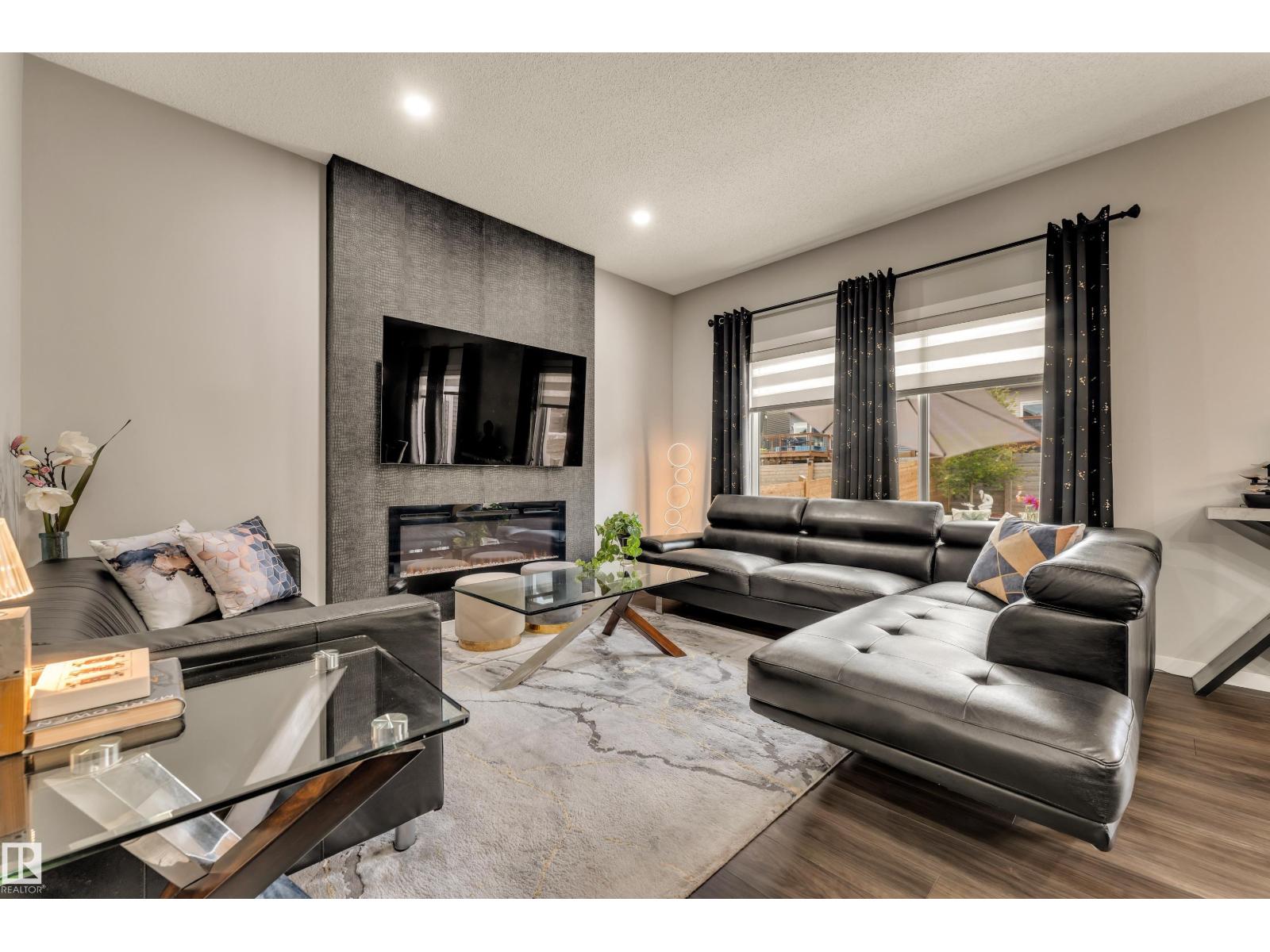 4107 5 Avenue SW, Charlesworth — photo 10 of 30: Property photo
