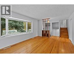 6407 Lombardy Crescent SW - photo 8