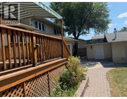 6407 Lombardy Crescent SW - photo 27