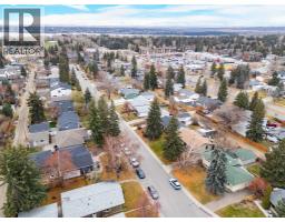 6407 Lombardy Crescent SW - photo 32