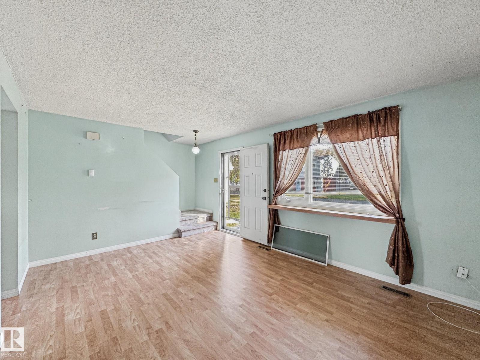 144 HABITAT CR NW - 11