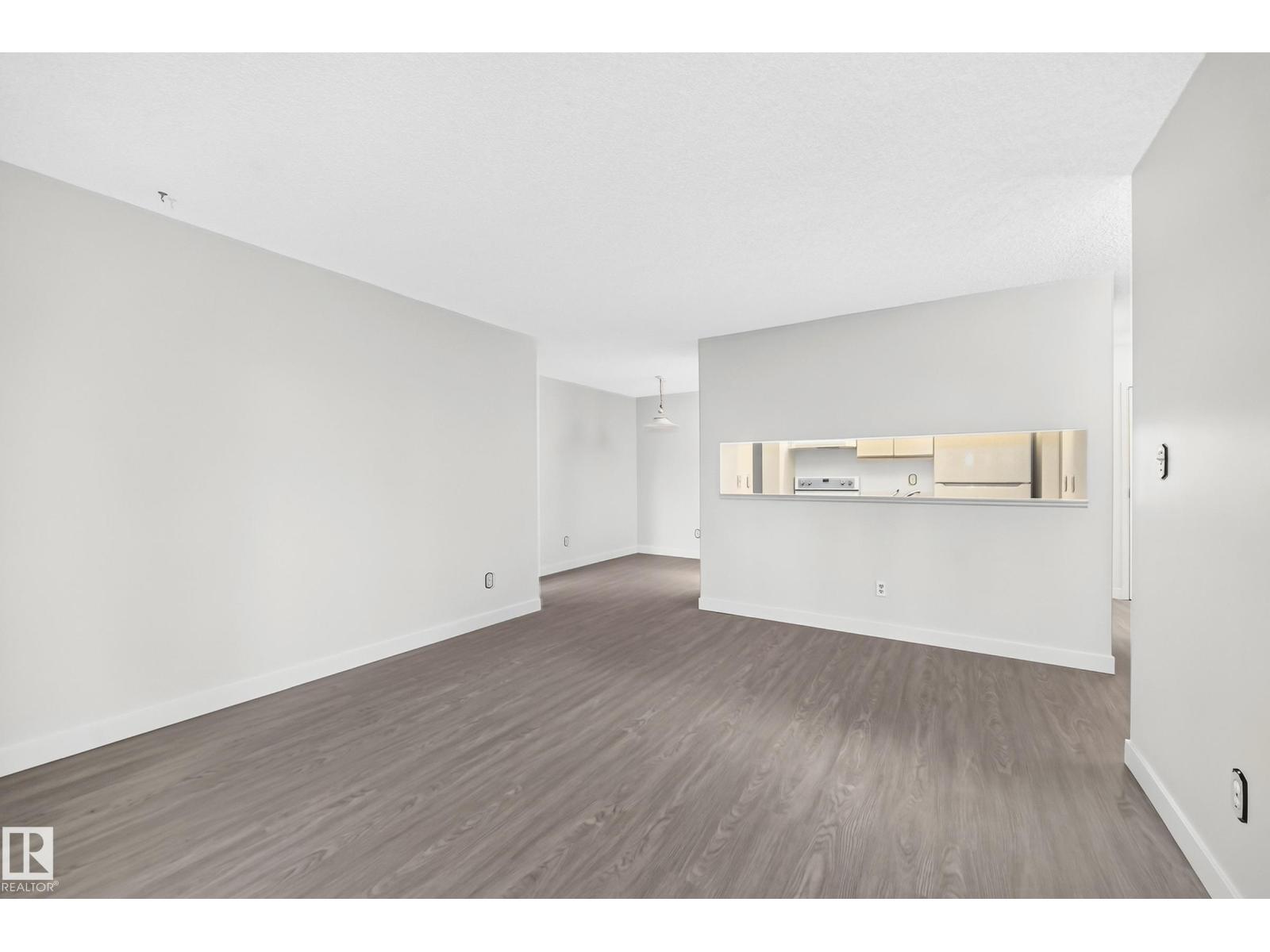 #109 11620 9A AV NW - 13