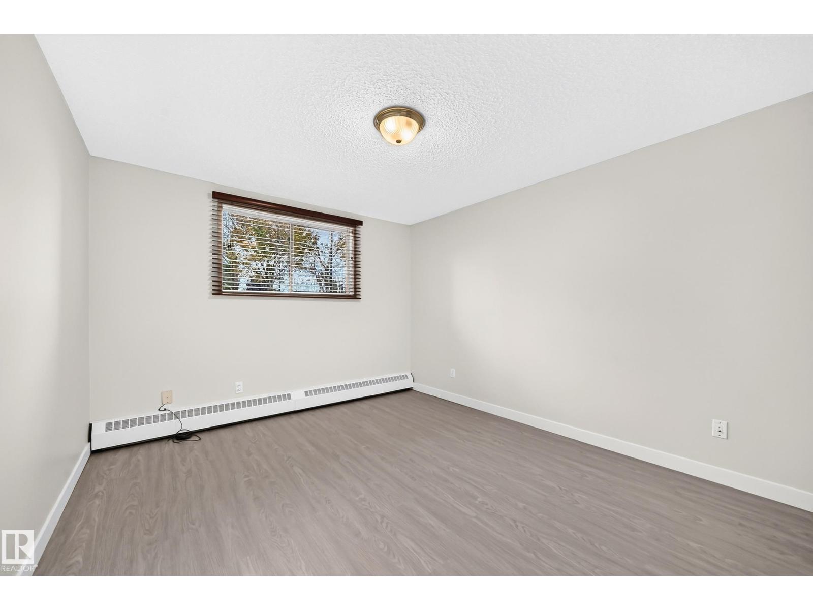 #109 11620 9A AV NW - 14
