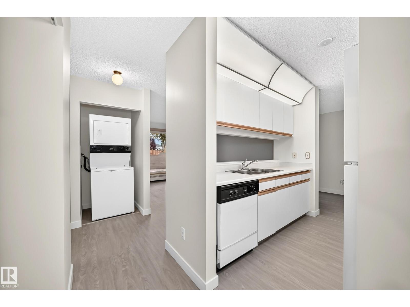 #109 – 11620 9A Avenue NW, Twin Brooks — photo 3 of 30: Property photo