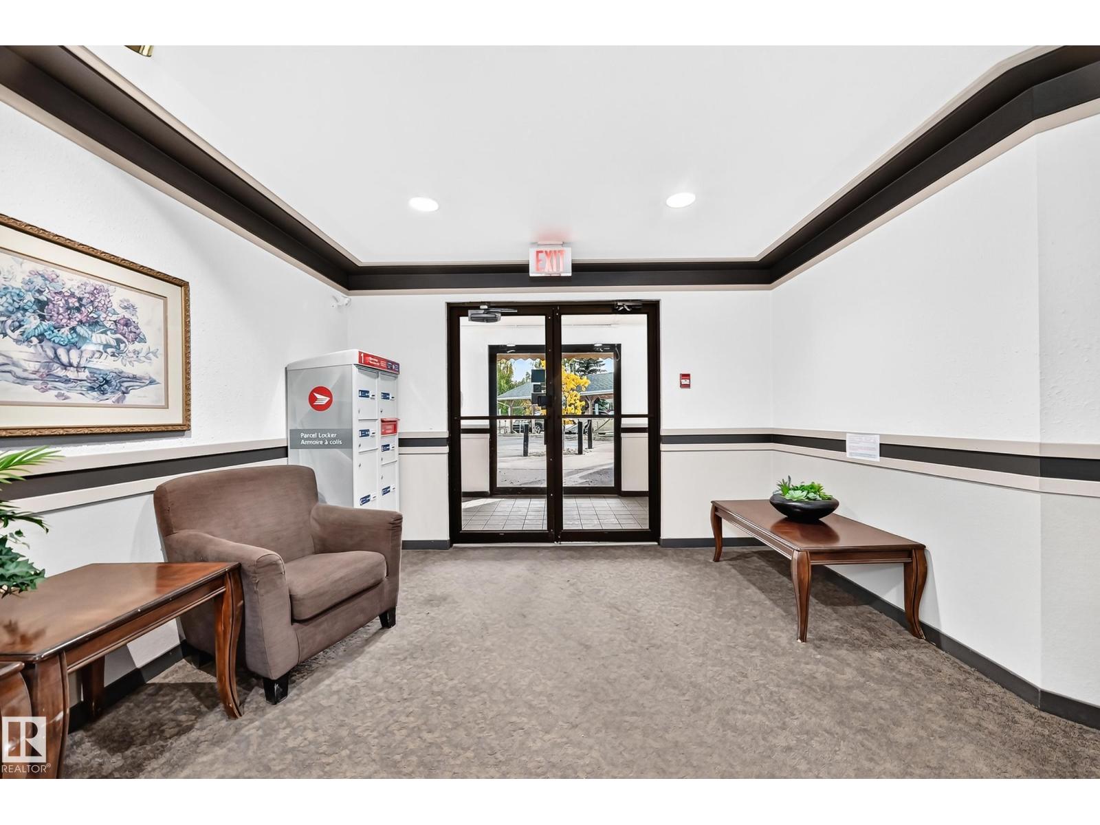 #109 11620 9A AV NW - 32
