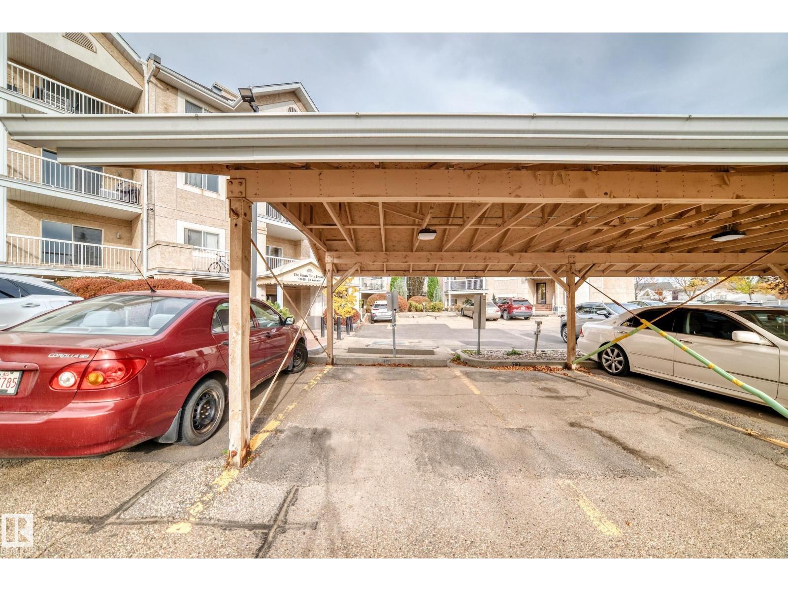 #109 11620 9A AV NW - 33