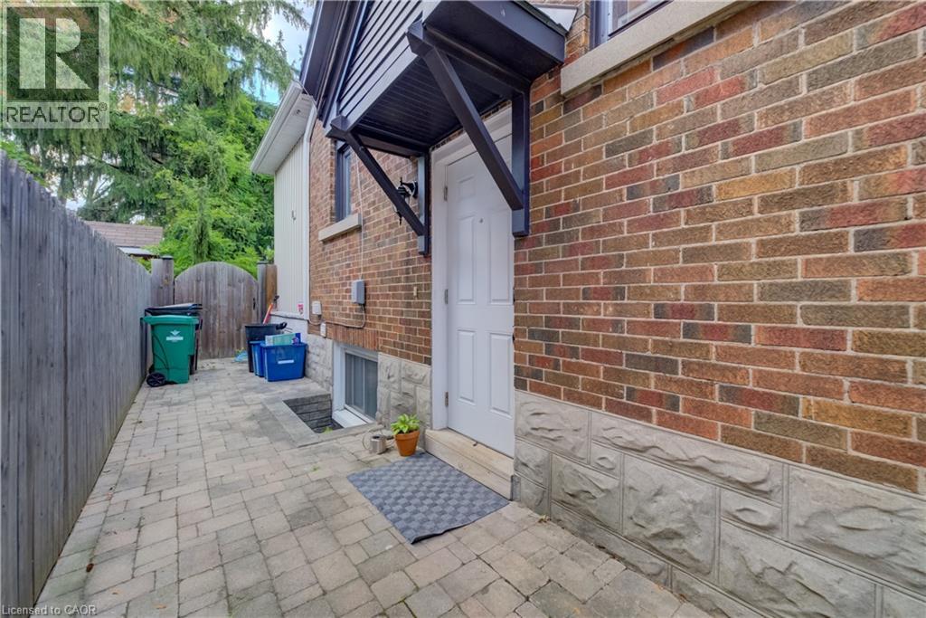 38 Highland Road West — photo 18