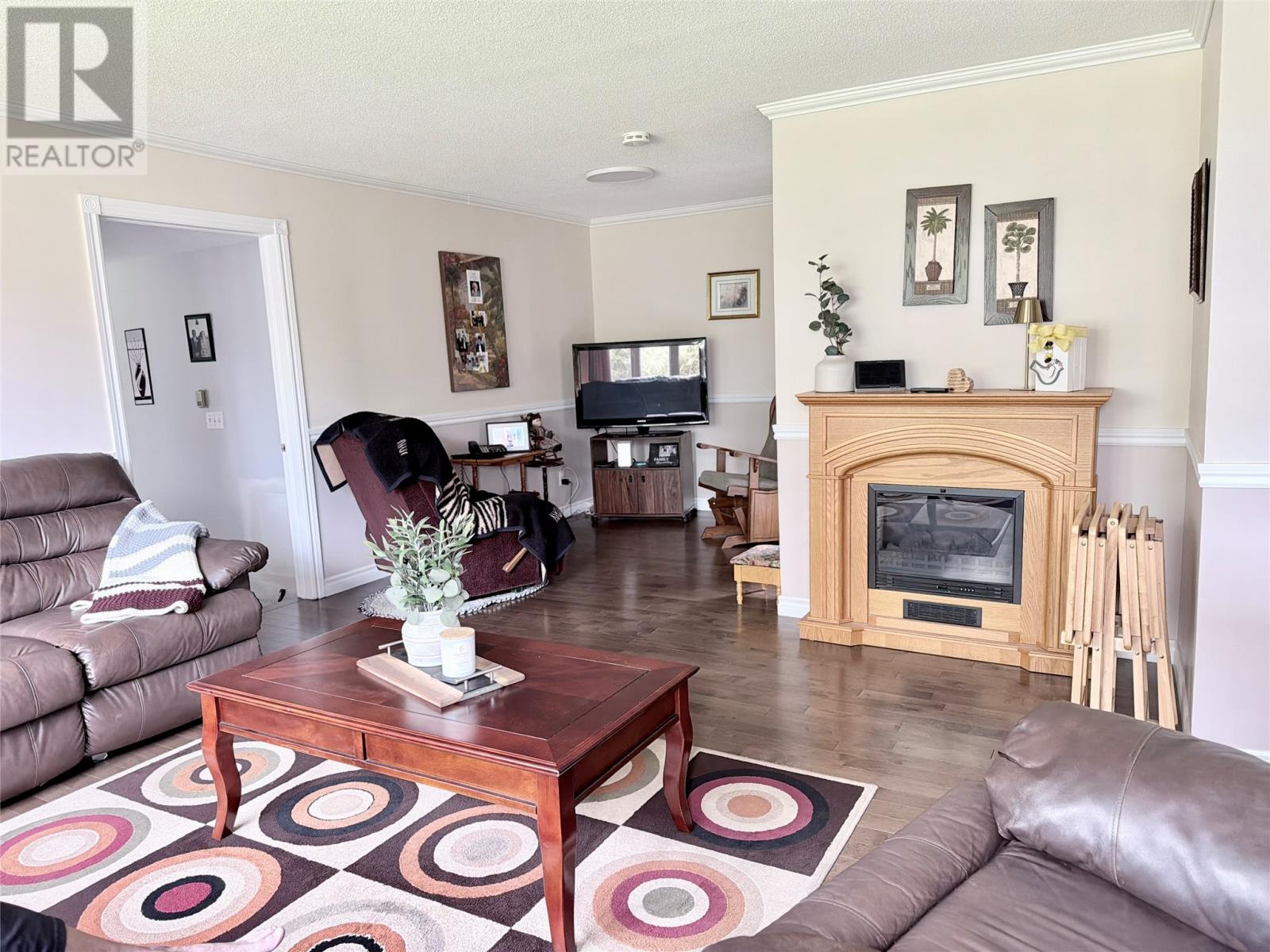 6 Third Avenue - 5