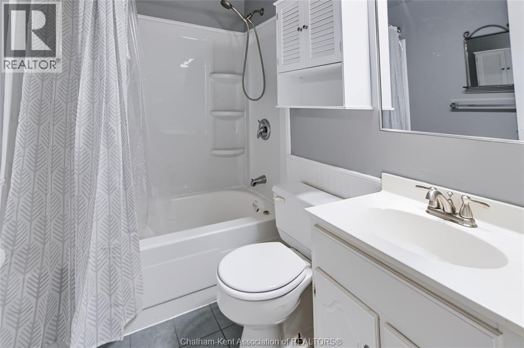 106 Wedgewood AVENUE - 11