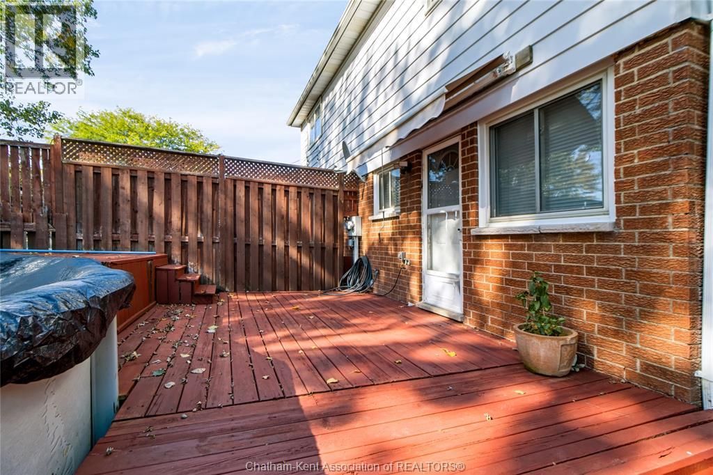 106 Wedgewood AVENUE - 16