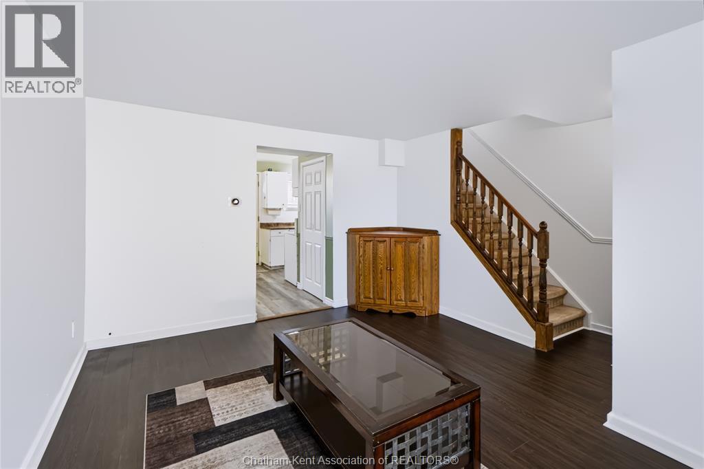 106 Wedgewood AVENUE - Image 3