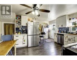 Kitchen - 47 Centre Street, Woodstock, ON N4S3X8 Photo 7