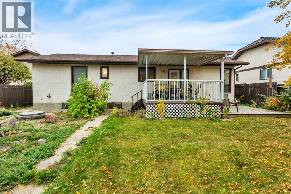 Listing photo – 54 Rogers Crescent, Red Deer
