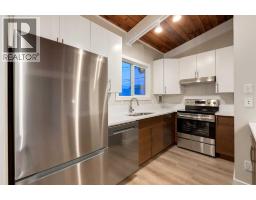 8826 6 Street SE - photo 13