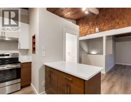 8826 6 Street SE - photo 14