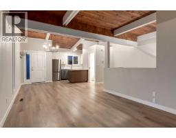 8826 6 Street SE - photo 8