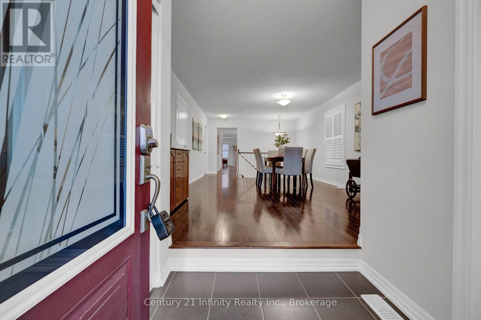 783 Ormond Drive, Oshawa, ON photo 2