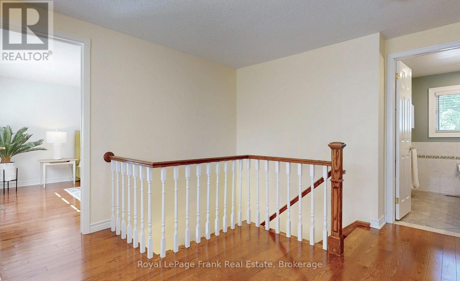 204 ST JOHN STREET E - 25