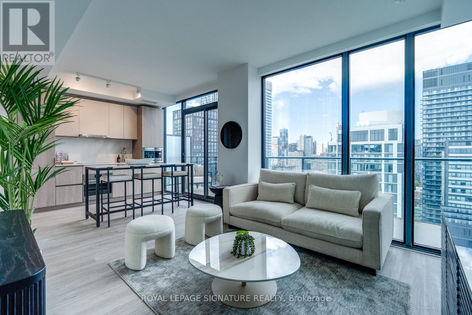 3205- 47 Mutual Street, Toronto, ON photo 1