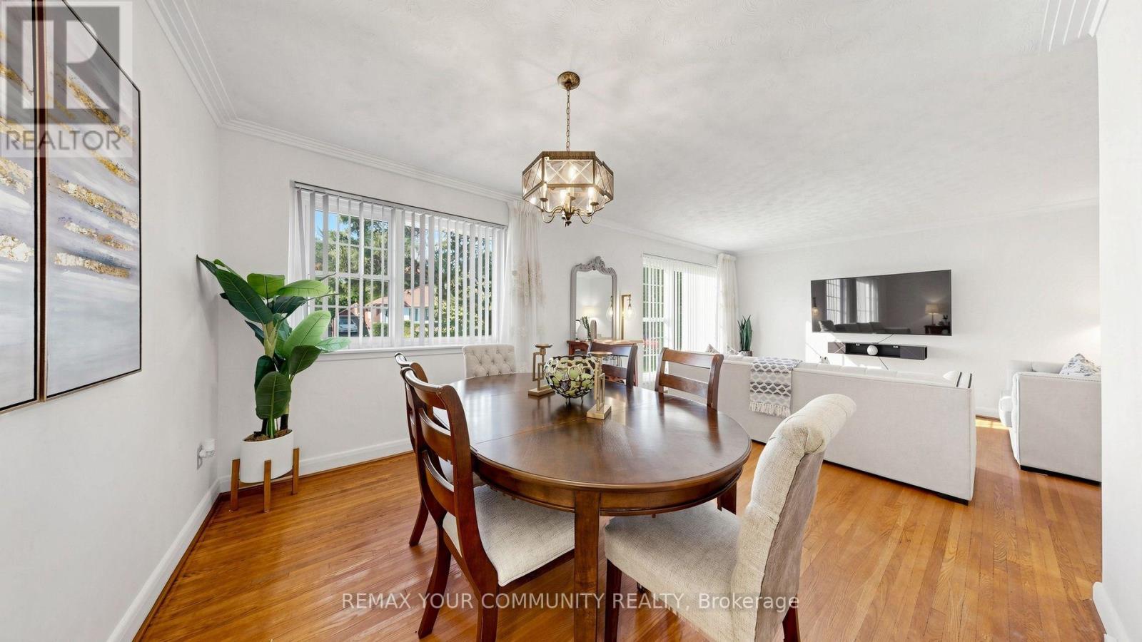 487 Hounslow Avenue, Toronto, ON photo 11