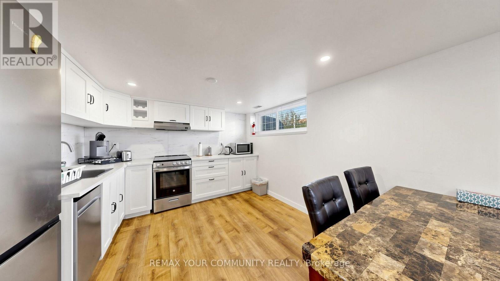487 Hounslow Avenue, Toronto, ON photo 34