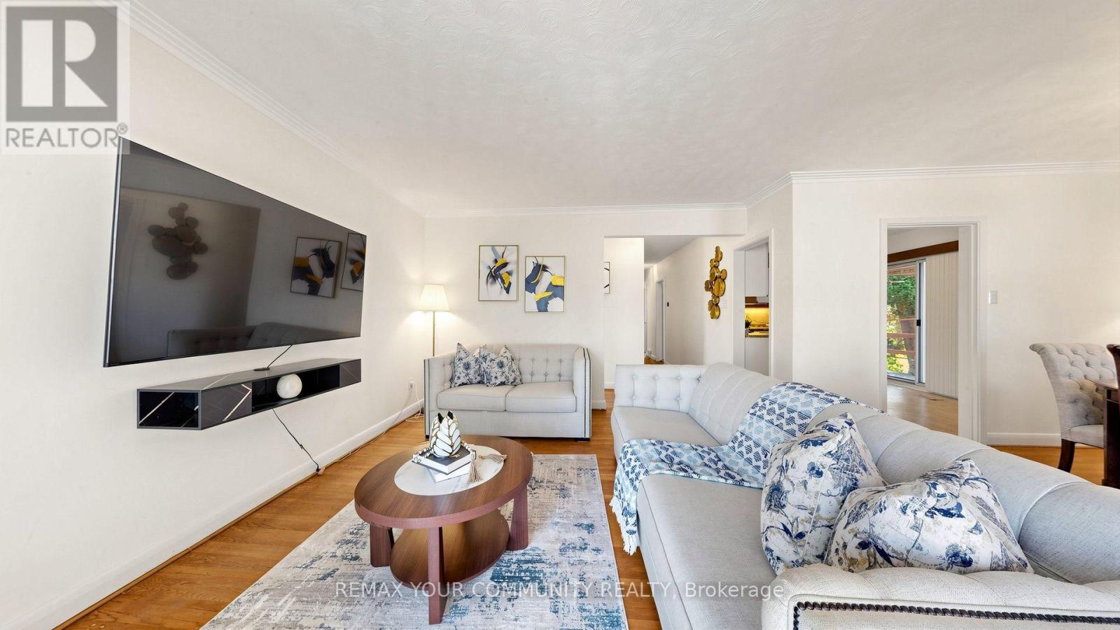 487 Hounslow Avenue, Toronto, ON photo 8