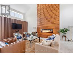 Living room - 118 Timber Lane, Blue Mountains, ON N0H2P0 Photo 7
