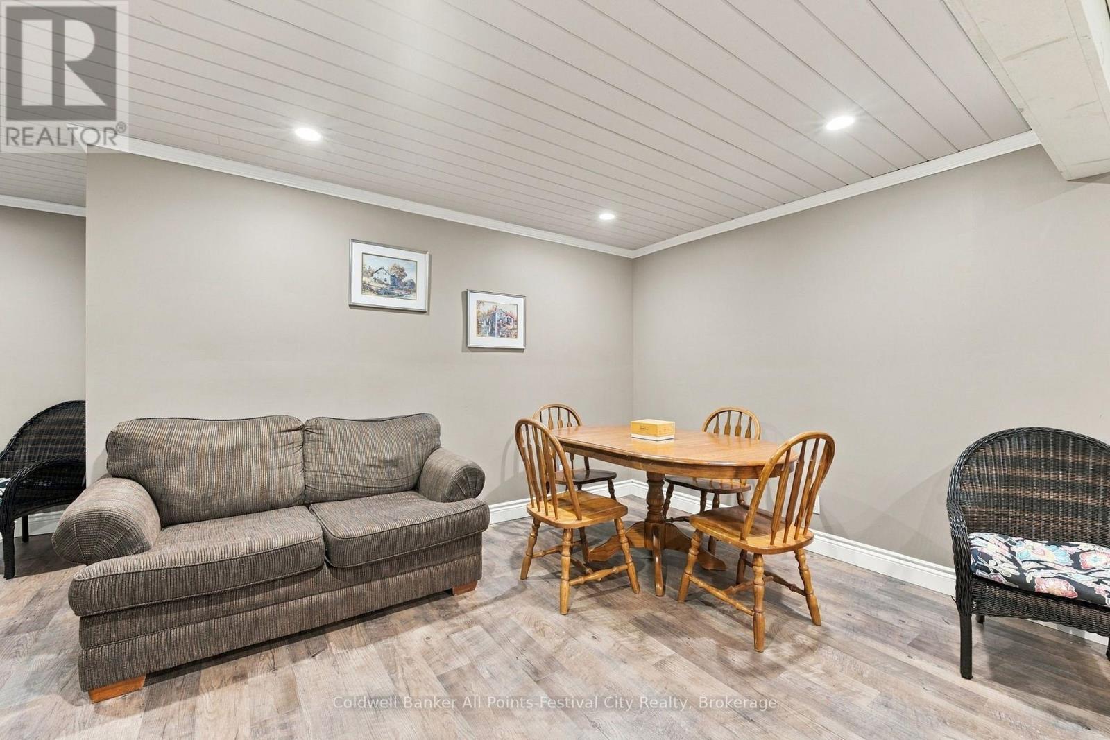 84537 RIDGE DRIVE - 27