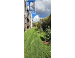 100 - 42 Lowes Road Sw, Guelph, ON N1G0H6 Photo 13