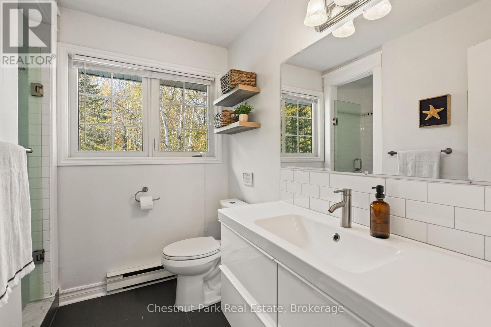 26 HELEN STREET - Image 20
