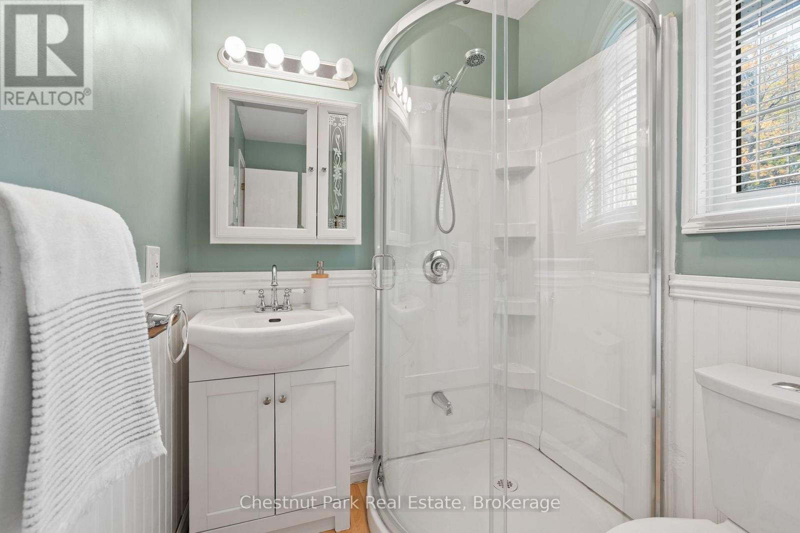 26 HELEN STREET - Image 24