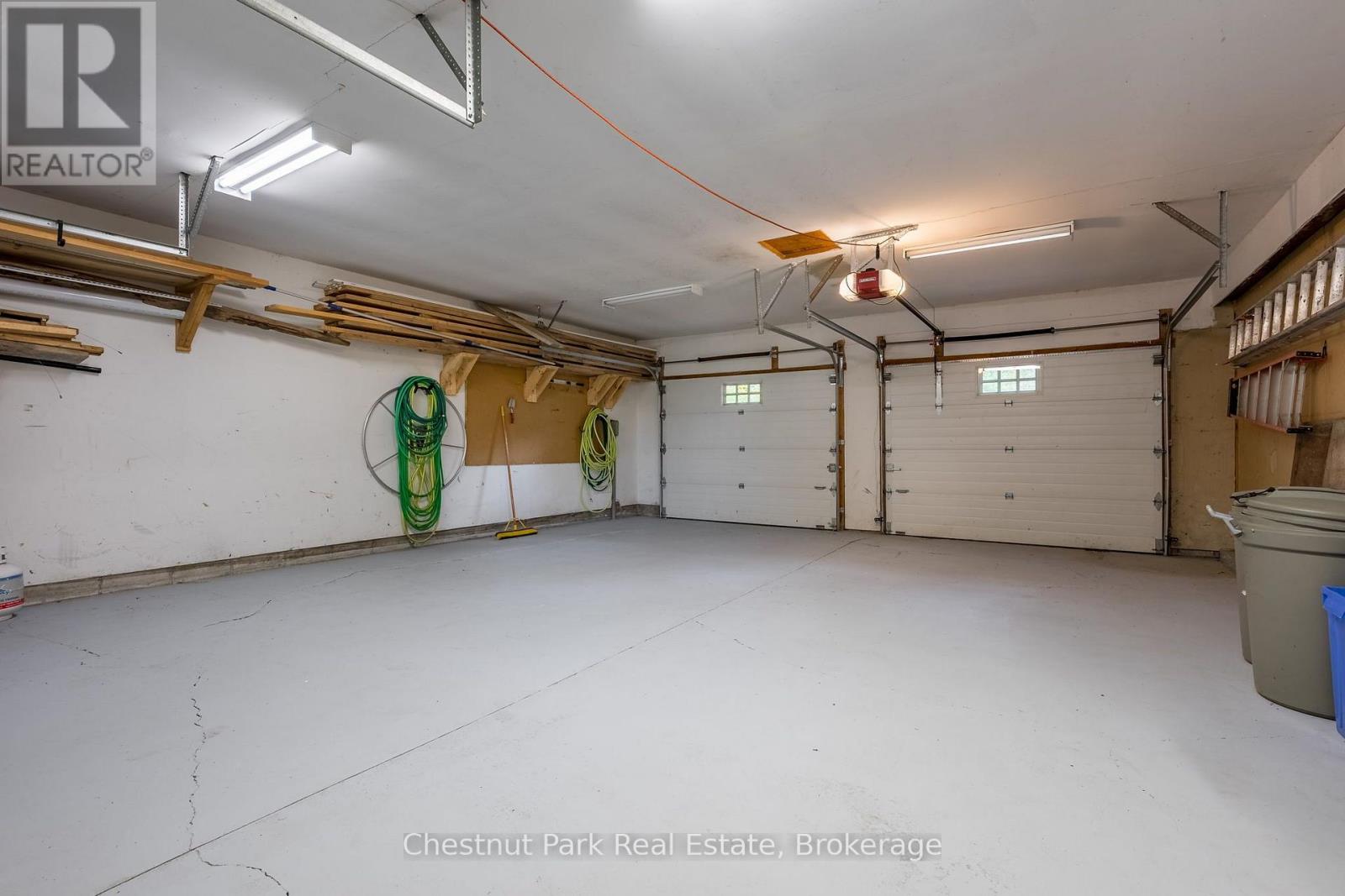 26 HELEN STREET - Image 36