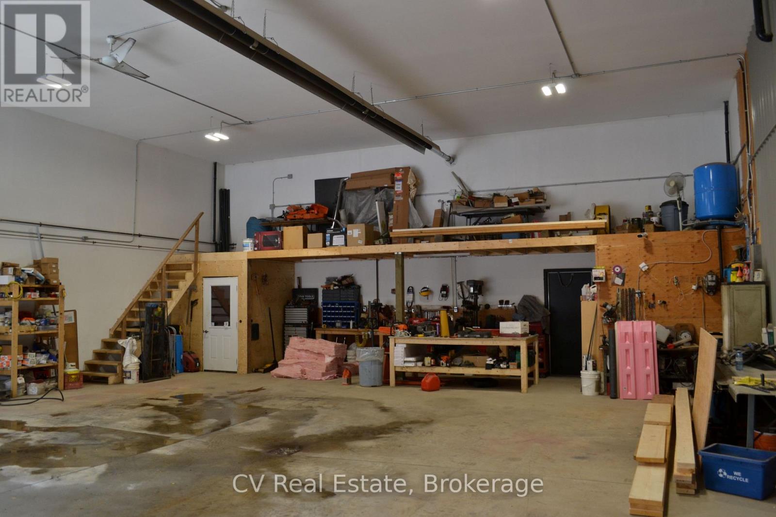 330 Boundary Road — photo 18