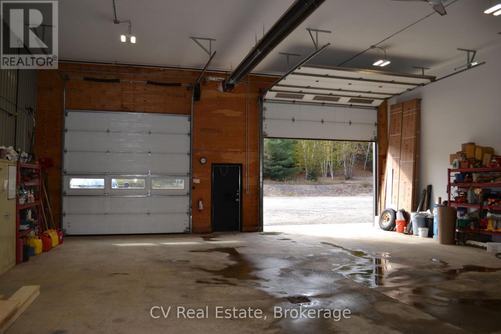 330 Boundary Road — photo 19