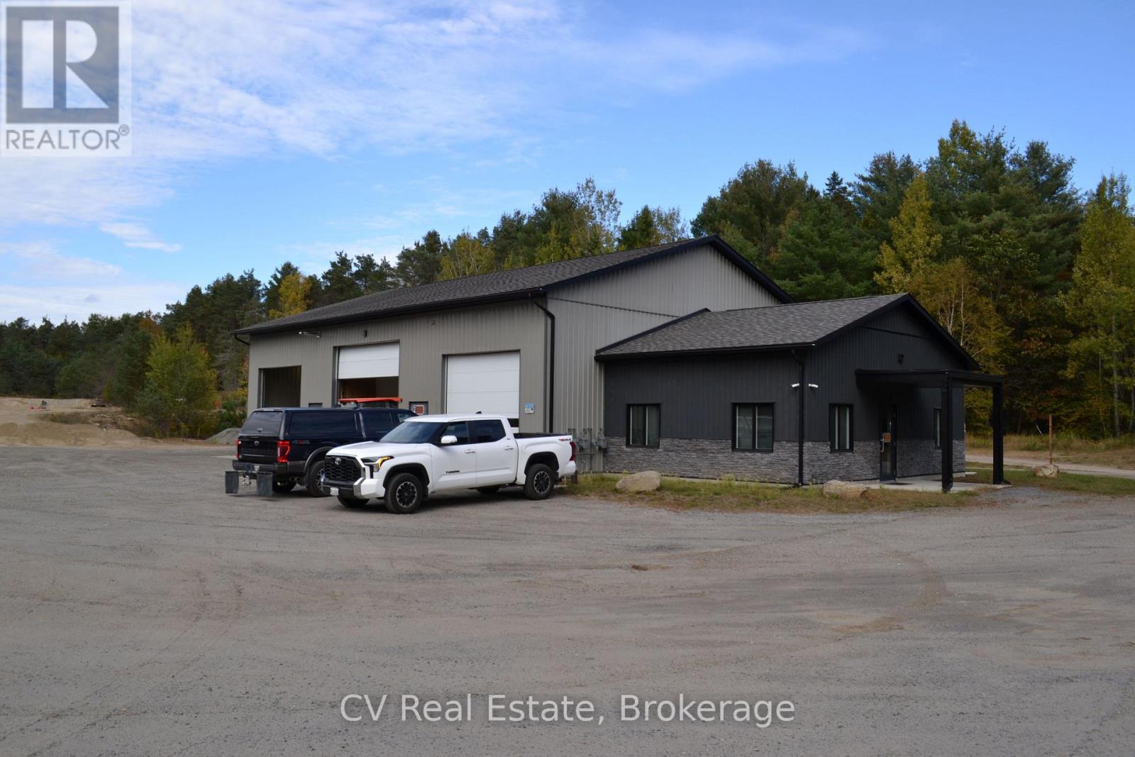 330 Boundary Road — photo 21