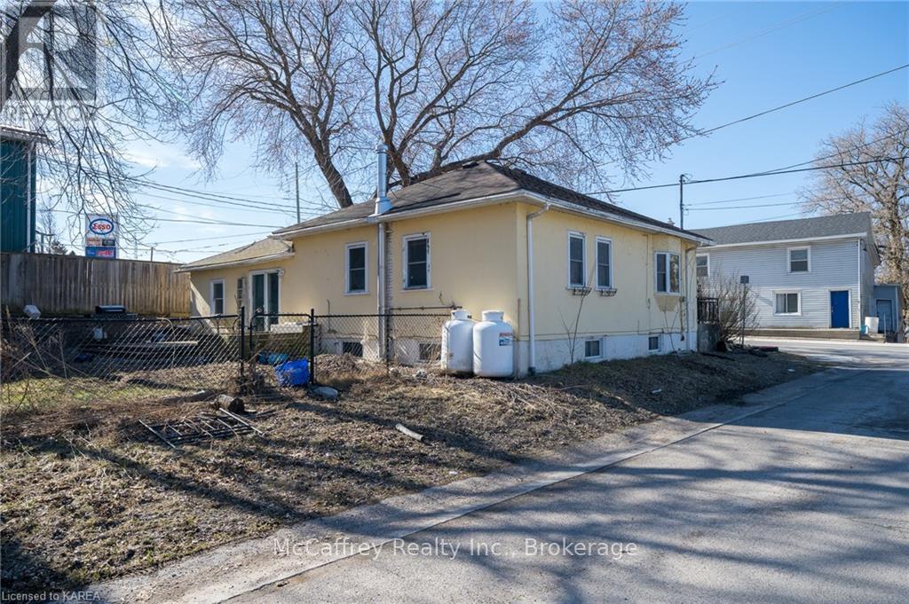2565 COUNTY ROAD 4 - 37