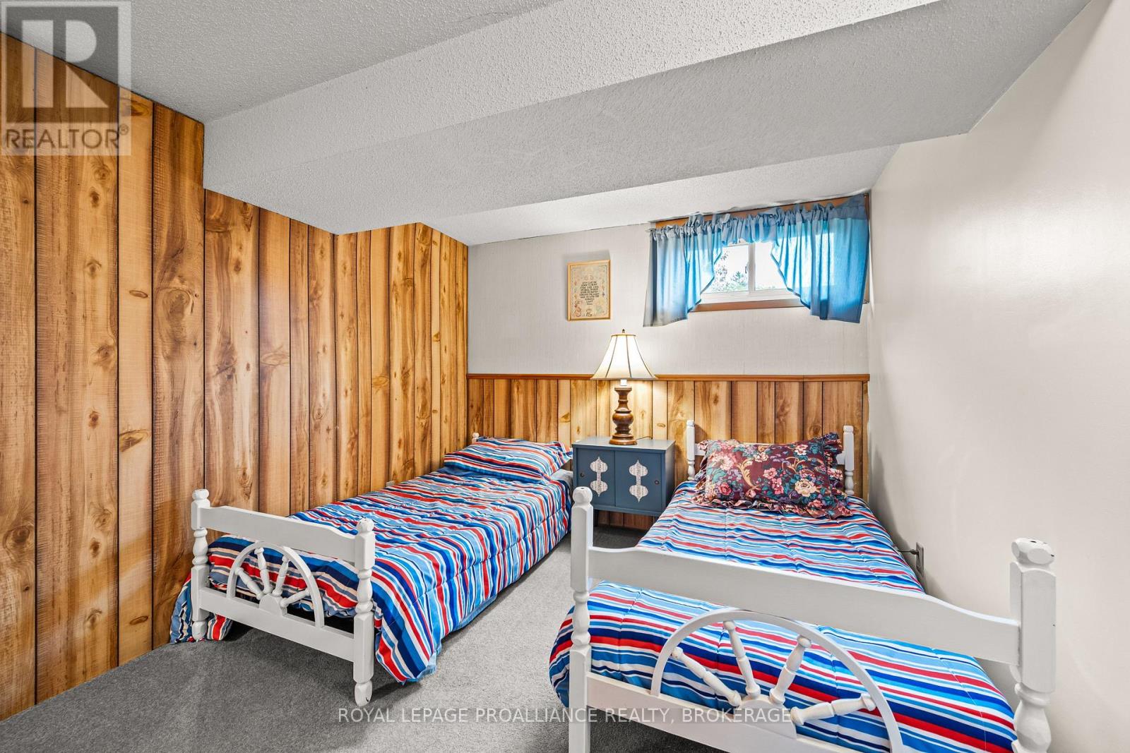 956 KENSHAW STREET - Image 24