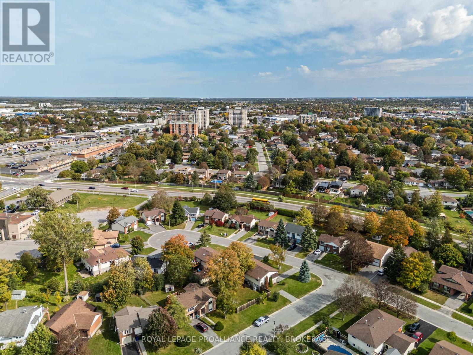 956 KENSHAW STREET - Image 35