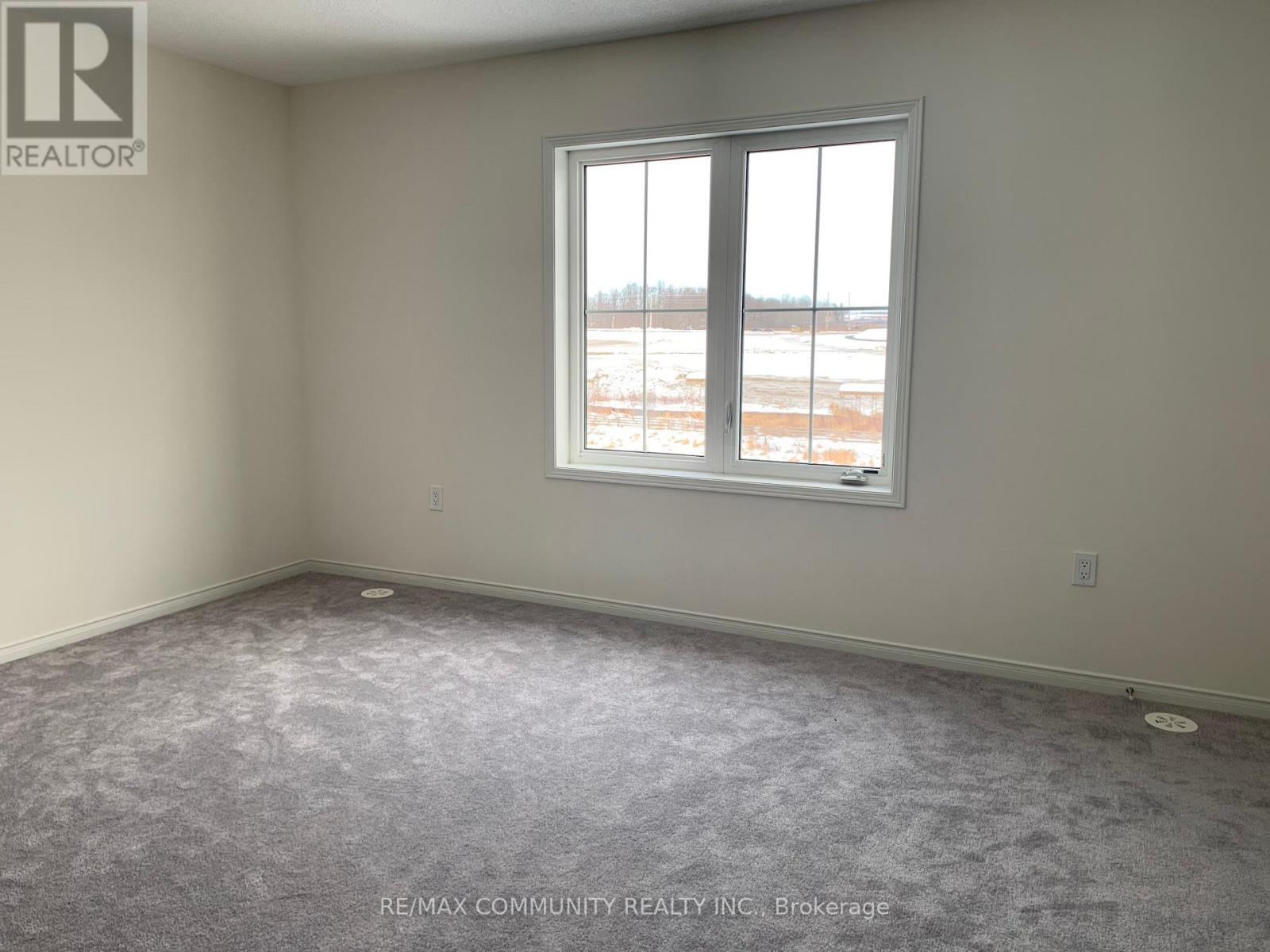 2613 Deputy Minister Path Avenue, Oshawa, ON photo 12