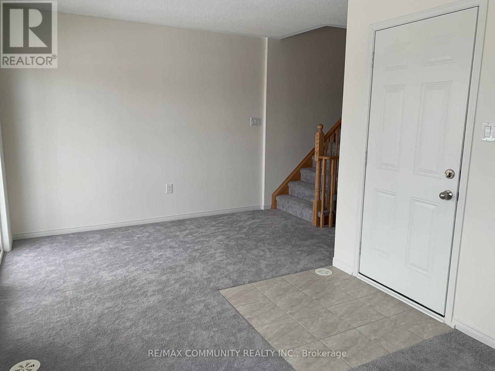 2613 Deputy Minister Path Avenue, Oshawa, ON photo 15