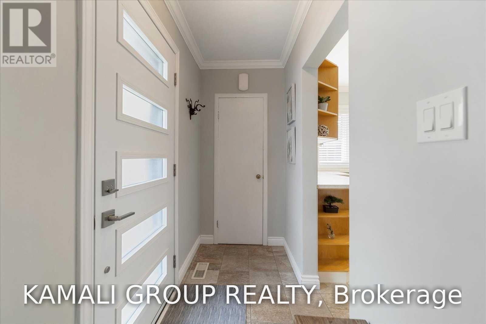 MAIN- 714 Gilbert Street West, Whitby, ON photo 5