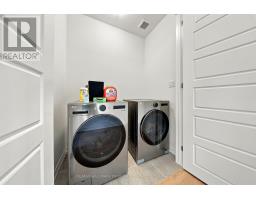 3302 Marchington Square, Pickering, ON L1X0N1 Photo 25